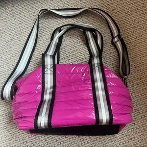 Think Rolyn Junior Wingman Crossbody Bag in Patent Hot Pink